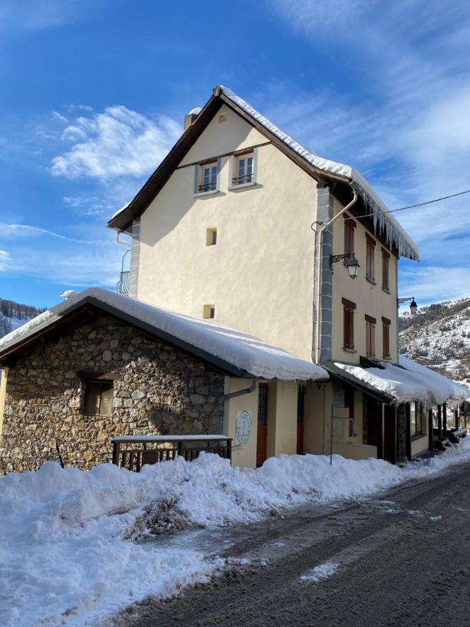Hotel Genepi Бёй Экстерьер фото