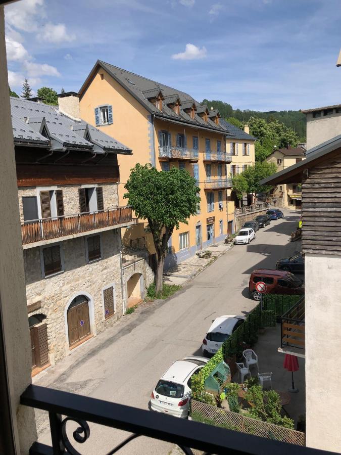 Hotel Genepi Бёй Экстерьер фото