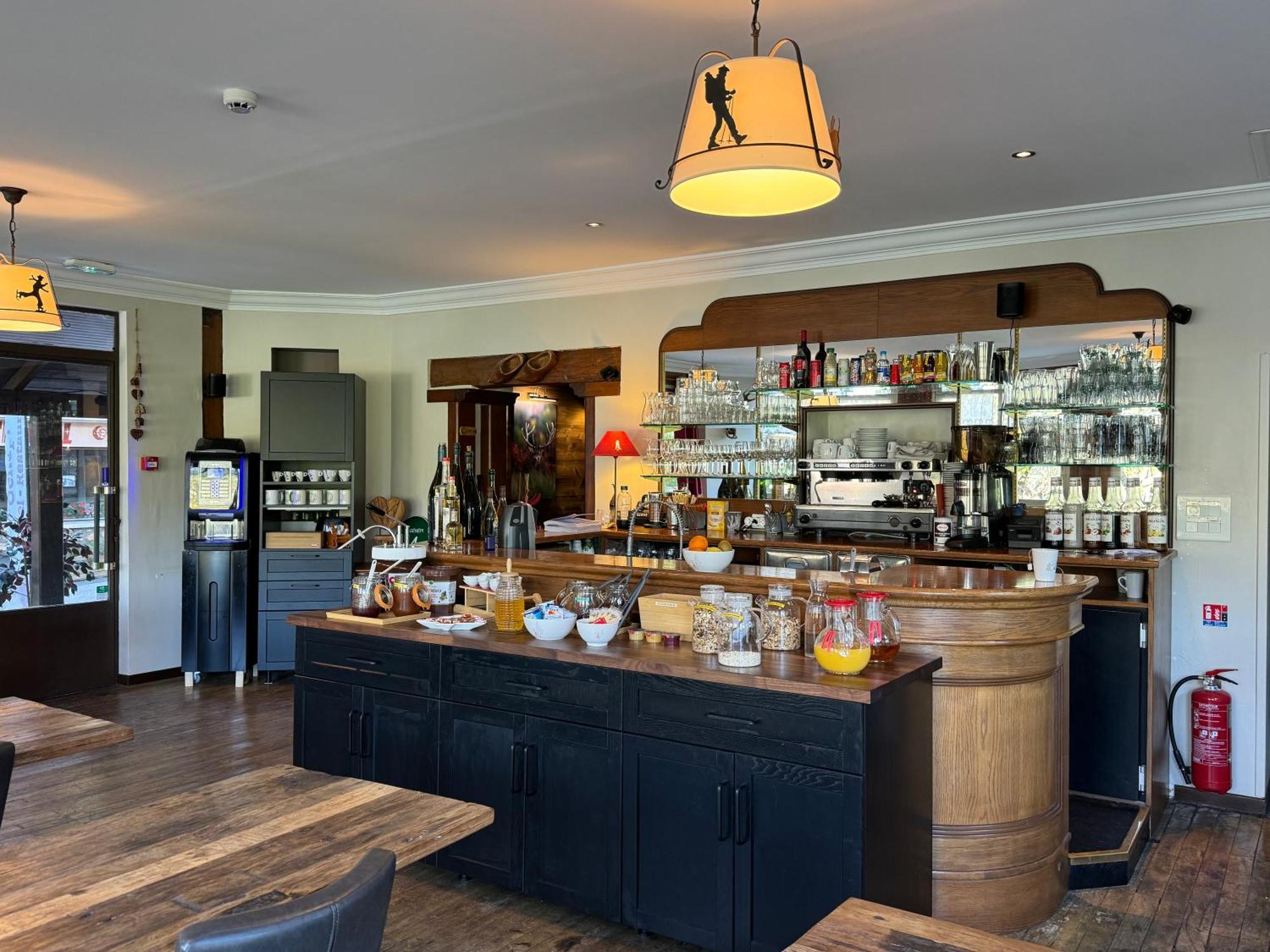 Hotel Genepi Бёй Экстерьер фото